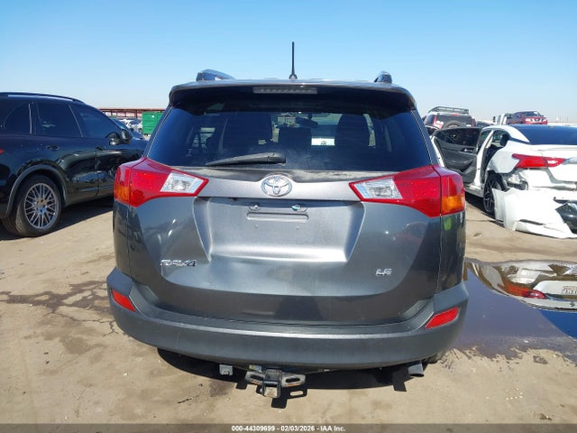 2015 Toyota Rav4 Le მანქანა იყიდება აუქციონზე, vin: JTMZFREV4FD051257, აუქციონის ნომერი: 44309699