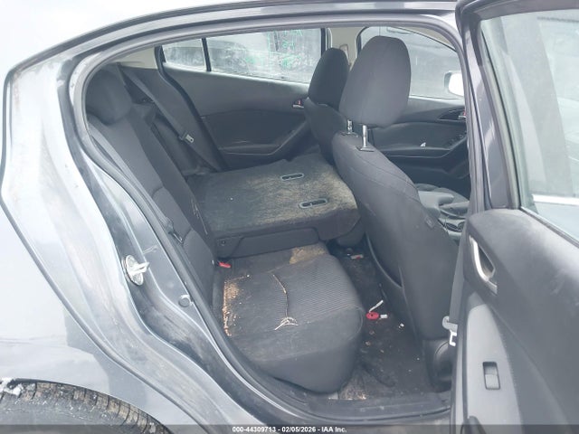 2015 Mazda Mazda3 I Touring მანქანა იყიდება აუქციონზე, vin: 3MZBM1L79FM236449, აუქციონის ნომერი: 44309713