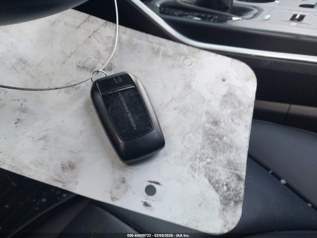 5TDKDRAHXRS534414 Toyota Highlander Xle