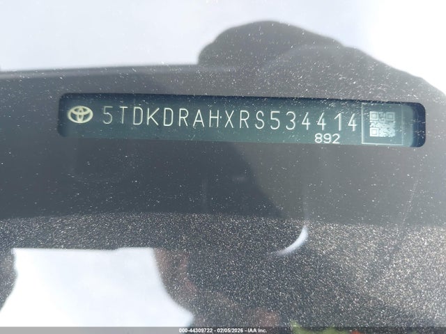 5TDKDRAHXRS534414 Toyota Highlander Xle