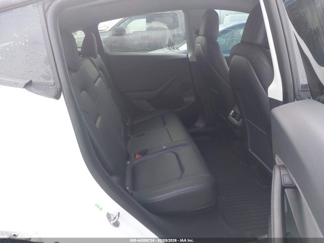 2023 TESLA MODEL Y 7SAYGDEF6PF603052 Photo 7