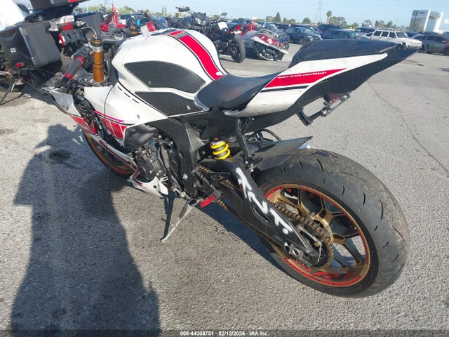 JYARN66Y8NA000768 Yamaha YZFR1