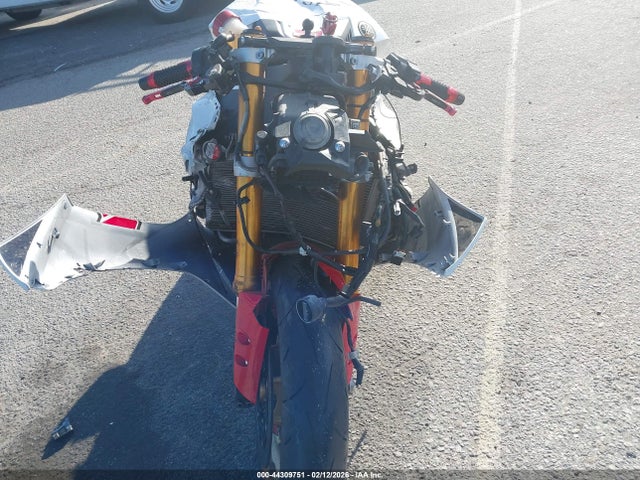 JYARN66Y8NA000768 Yamaha YZFR1