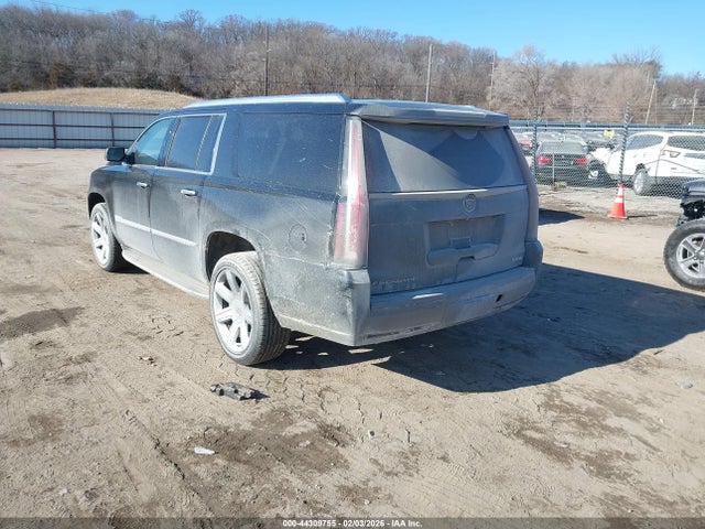 2015 CADILLAC ESCALADE ESV 1GYS4HKJ9FR172012 Photo 2