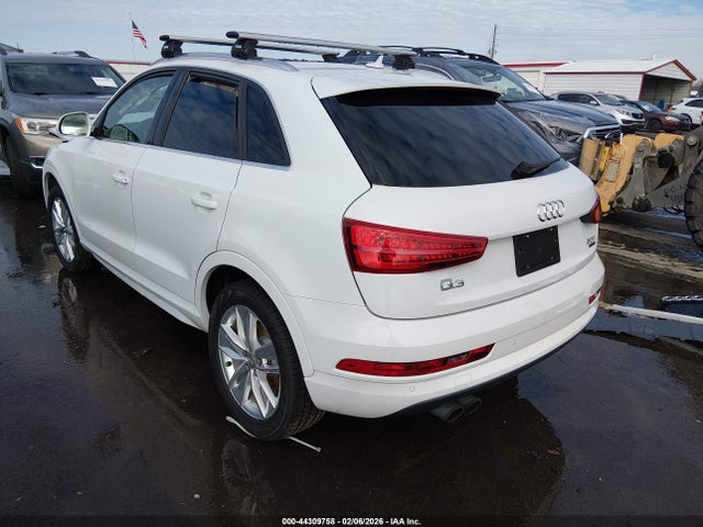 2017 AUDI Q3 WA1JCCFS6HR008501 Photo 2