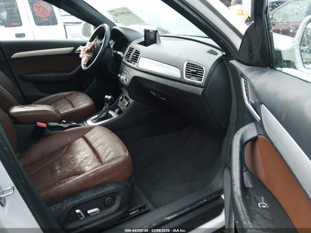 2017 AUDI Q3 WA1JCCFS6HR008501 Photo 4