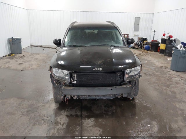 Продажа на аукционе авто 2017 Jeep Compass Latitude 4x4, vin: 1C4NJDEB0HD106439, номер лота: 44309801