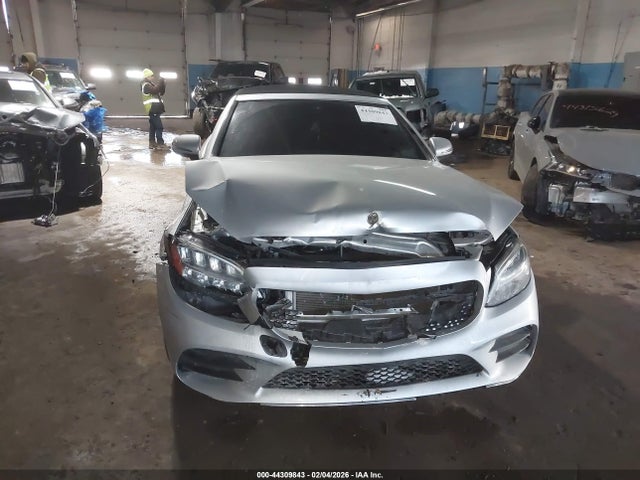 44309843 :رقم المزاد ، WDDWK8DB6KF829692 vin ، 2019 Mercedes-benz C 300 مزاد بيع