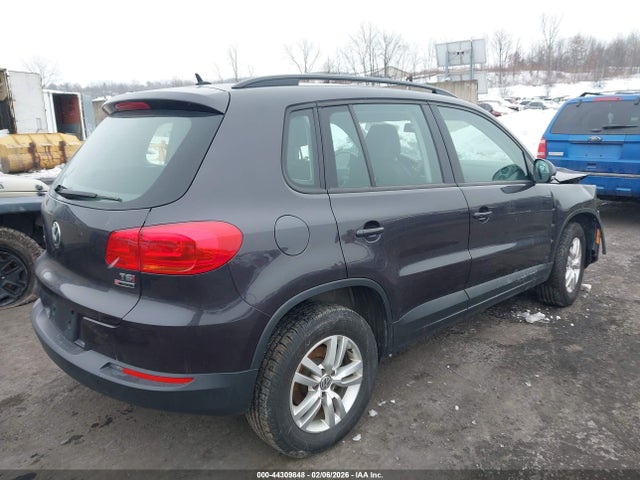 2016 VOLKSWAGEN TIGUAN WVGBV7AX1GW593014 Photo 3