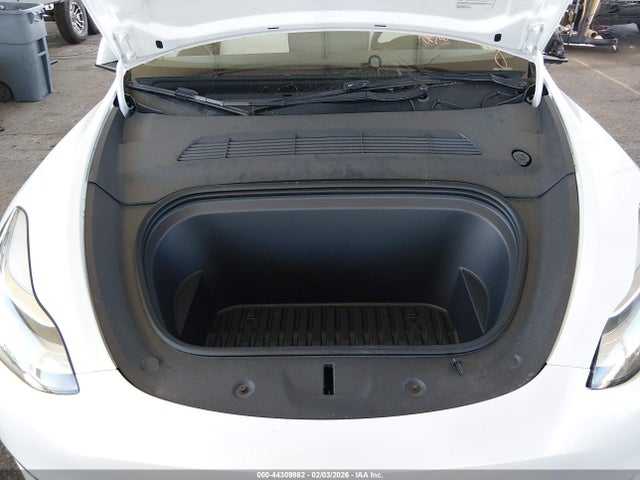 2023 TESLA MODEL Y 7SAYGDEE1PA154304 Photo 9