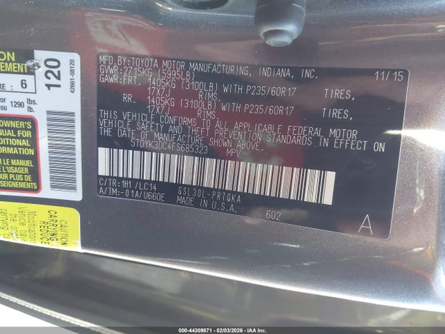 5TDYK3DC4FS685323 Toyota Sienna Xle 8 Passenger