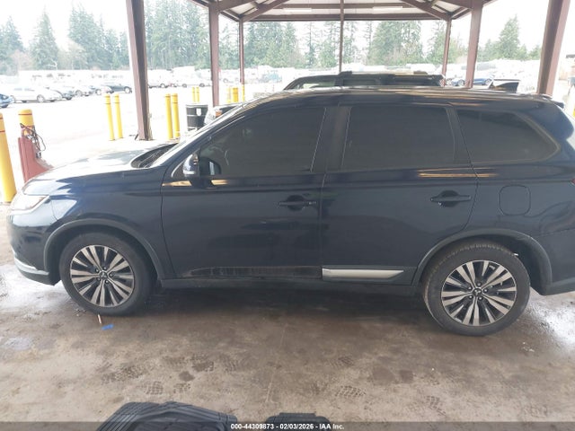 Mitsubishi Outlander Se 2019 JA4AD3A36KZ008535 Image 14