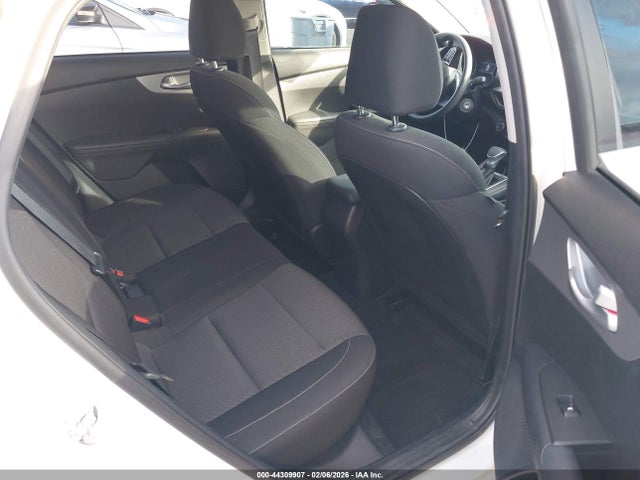 KIA Forte Lxs 2023 3KPF24AD7PE618141 Image 8