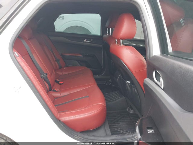 5XXG64J22NG084803 KIA K5 Gt-line