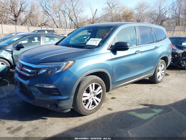 Honda PILOT LX 2018 5FNYF6H13JB034650 Image 2