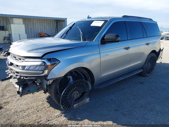1FMJU1HT7NEA29109 Ford Expedition Xlt