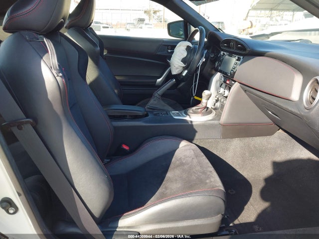 Subaru Brz Limited 2017 JF1ZCAC19H8604688 Image 5