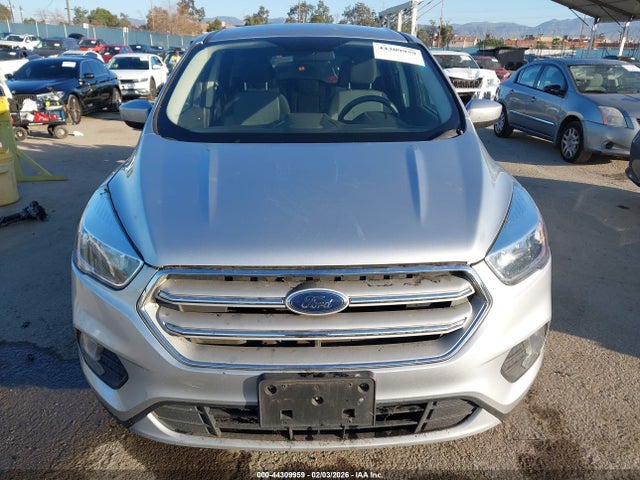 1FMCU9GD9KUA18714 Ford ESCAPE SE