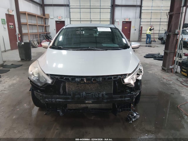 KNAFX5A81F5328057 KIA FORTE EX