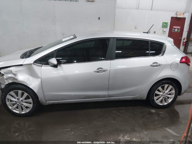 KNAFX5A81F5328057 KIA FORTE EX