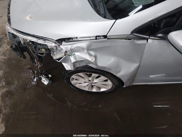 KNAFX5A81F5328057 KIA FORTE EX