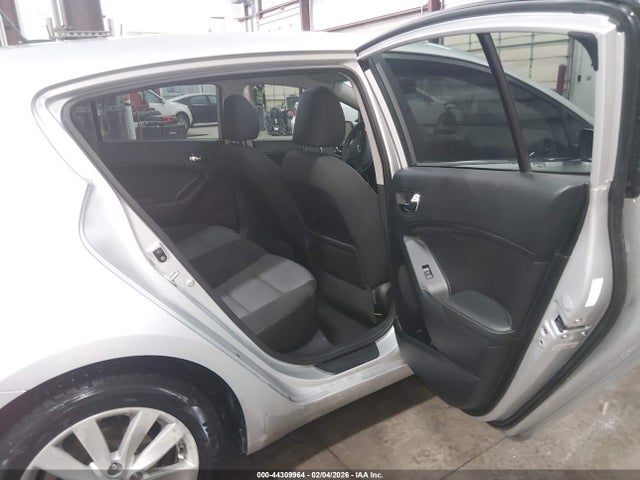 KNAFX5A81F5328057 KIA FORTE EX