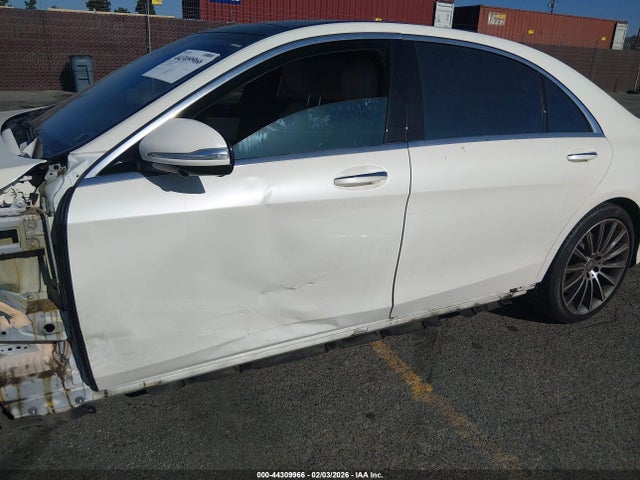 WDDUG8CB9GA212589 Mercedes-Benz S 550