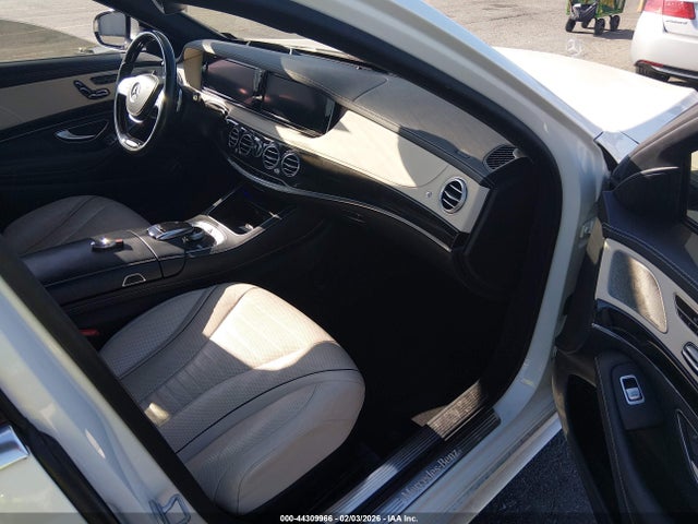 WDDUG8CB9GA212589 Mercedes-Benz S 550