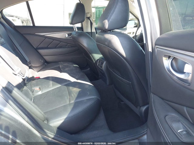 Продаж на аукціоні авто 2016 Infiniti Q50 3.0t Premium, vin: JN1EV7AP1GM305105, номер лоту: 44309976