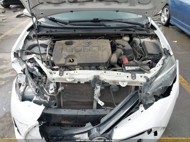 Toyota COROLLA LE 2018 5YFBURHE2JP814272 Image 10