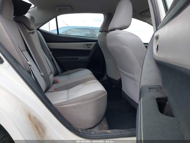 Toyota COROLLA LE 2018 5YFBURHE2JP814272 Image 8