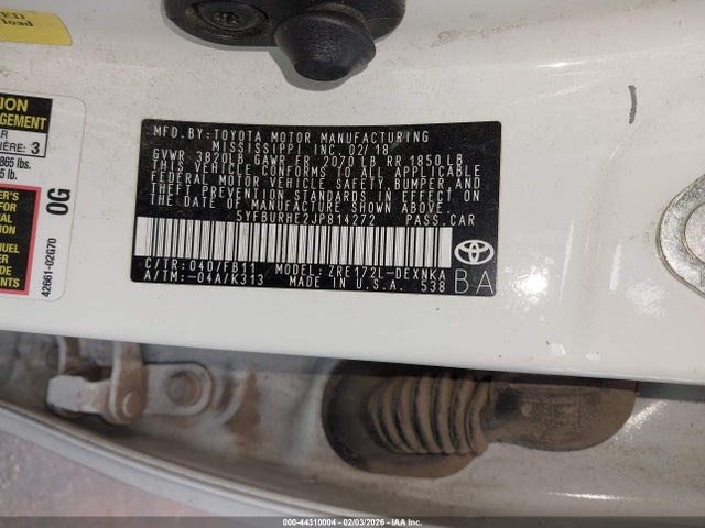 Toyota COROLLA LE 2018 5YFBURHE2JP814272 Image 9