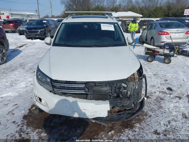 44310056 :رقم المزاد ، WVGAV7AX4GW580205 vin ، 2016 Volkswagen Tiguan Se مزاد بيع