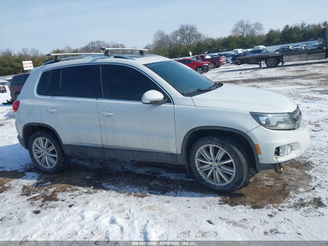 44310056 :رقم المزاد ، WVGAV7AX4GW580205 vin ، 2016 Volkswagen Tiguan Se مزاد بيع
