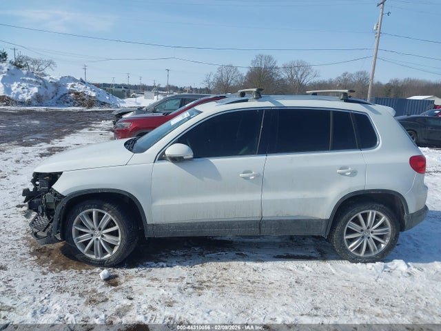 44310056 :رقم المزاد ، WVGAV7AX4GW580205 vin ، 2016 Volkswagen Tiguan Se مزاد بيع