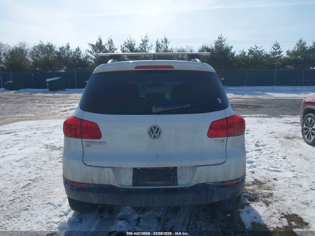 44310056 :رقم المزاد ، WVGAV7AX4GW580205 vin ، 2016 Volkswagen Tiguan Se مزاد بيع