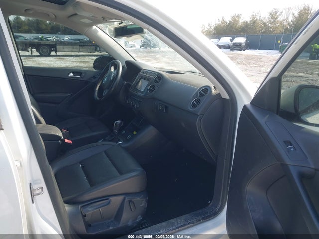 44310056 :رقم المزاد ، WVGAV7AX4GW580205 vin ، 2016 Volkswagen Tiguan Se مزاد بيع