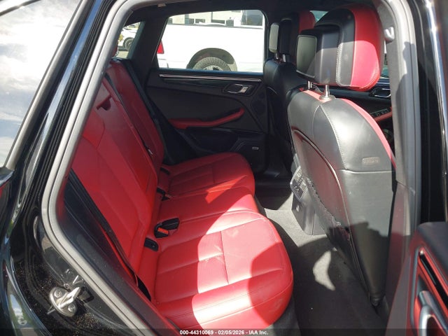 WP1AB2A54KLB32568 Porsche MACAN S
