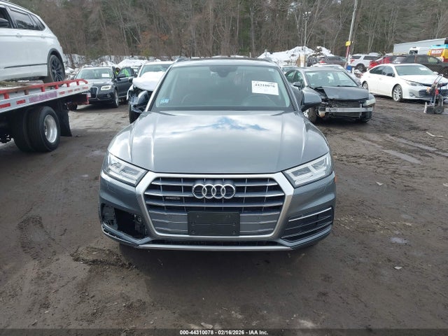 2019 Audi Q5 45 Premium მანქანა იყიდება აუქციონზე, vin: WA1BNAFY0K2059578, აუქციონის ნომერი: 44310078