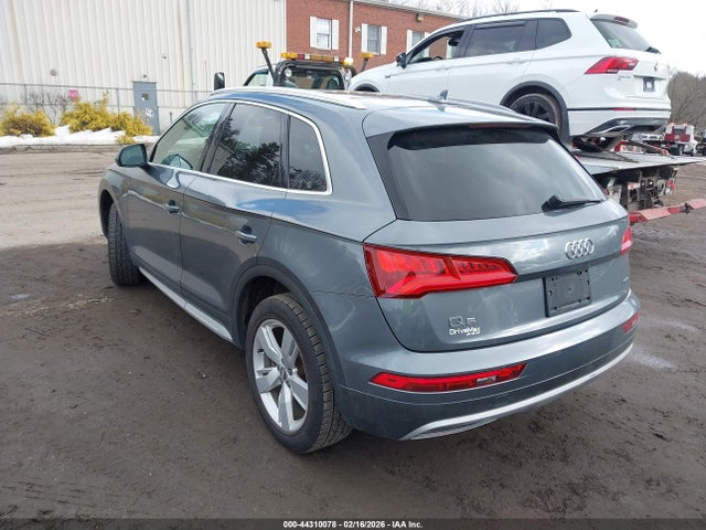 2019 Audi Q5 45 Premium მანქანა იყიდება აუქციონზე, vin: WA1BNAFY0K2059578, აუქციონის ნომერი: 44310078