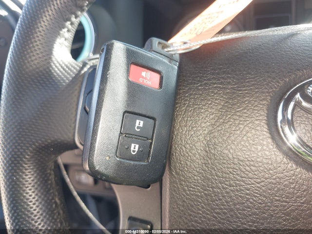 3TMCZ5AN5LM368749 Toyota Tacoma Trd Off-road