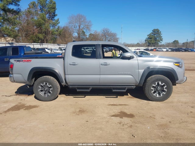 3TMCZ5AN5LM368749 Toyota Tacoma Trd Off-road