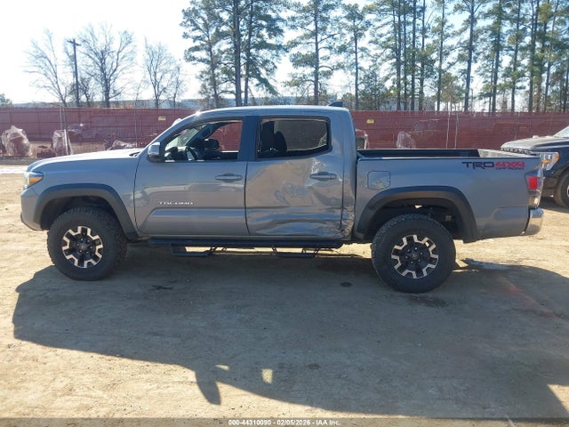 3TMCZ5AN5LM368749 Toyota Tacoma Trd Off-road