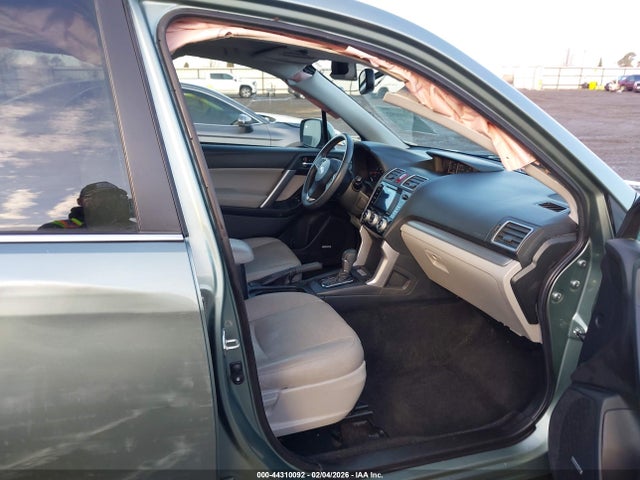 Subaru Forester 2.5i Touring 2016 JF2SJAVC5GH507374 Image 5
