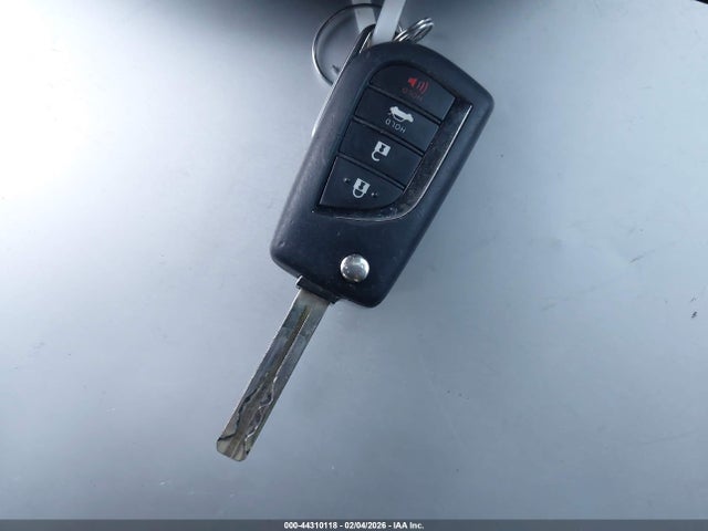 4T1G11AK2LU872528 Toyota CAMRY SE