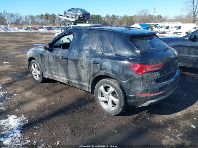 2020 AUDI Q3 WA1BECF37L1040601 Photo 2