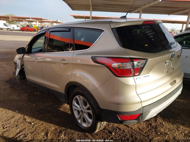 1FMCU9GD9HUB50722 Ford ESCAPE SE