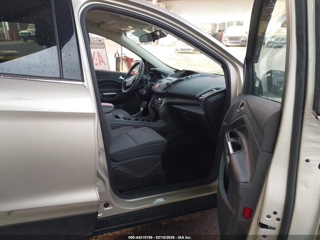 1FMCU9GD9HUB50722 Ford ESCAPE SE
