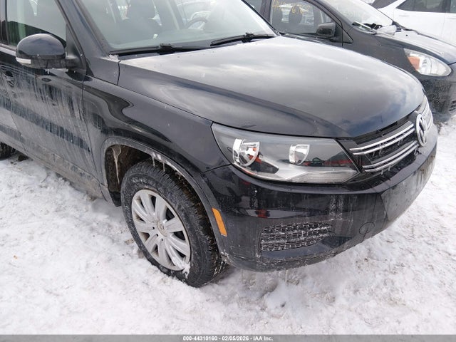 44310160 :رقم المزاد ، WVGAV7AXXHK053942 vin ، 2017 Volkswagen Tiguan 2.0t/2.0t S مزاد بيع