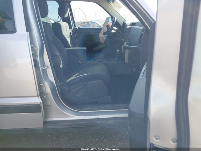 2012 JEEP LIBERTY 1C4PJMAK7CW215539 Photo 4